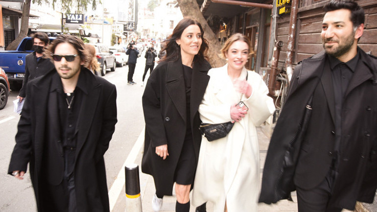 Hazal Kayadan yeni fotoğraf... Hem ana hem hala