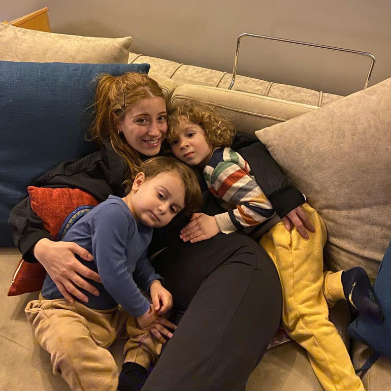 Hazal Kayadan yeni fotoğraf... Hem ana hem hala