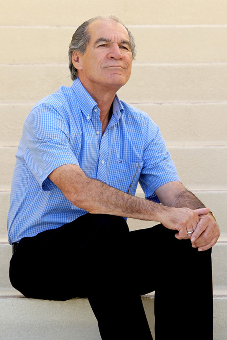 Ünlü oyuncunun, hizmetçisiyle kaçamağından dünyaya gelen oğlu: Benim babam eski kafalı