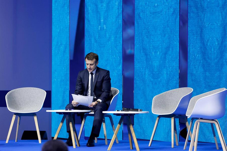 Kritik görüşmeye damga vurmuştu... Putin-Macron görüşmesindeki Uzun masanın sırrı açığa çıktı