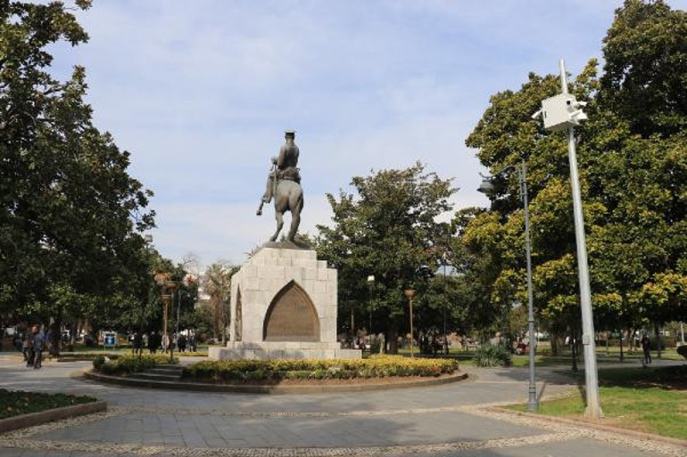 Onur Anıtı’nın güvenliği için ek tedbirler alınıyor... Atatürk Parkına araç giremeyecek