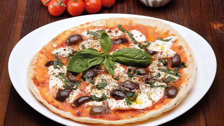 Pizza çeşitlerini keşfetmek gerçek bir yolculuk