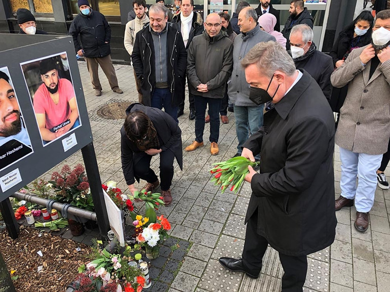 Hanau katliamı 2. yılında anıldı