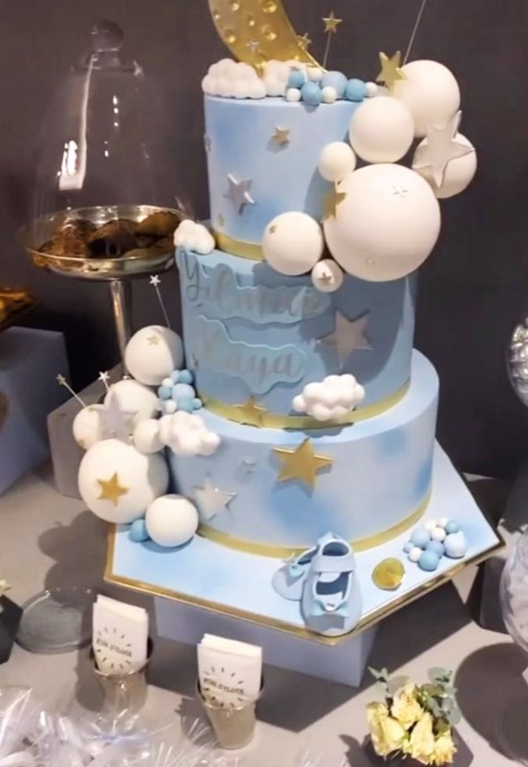 Soğukta köylüler  yardımına koşmuş