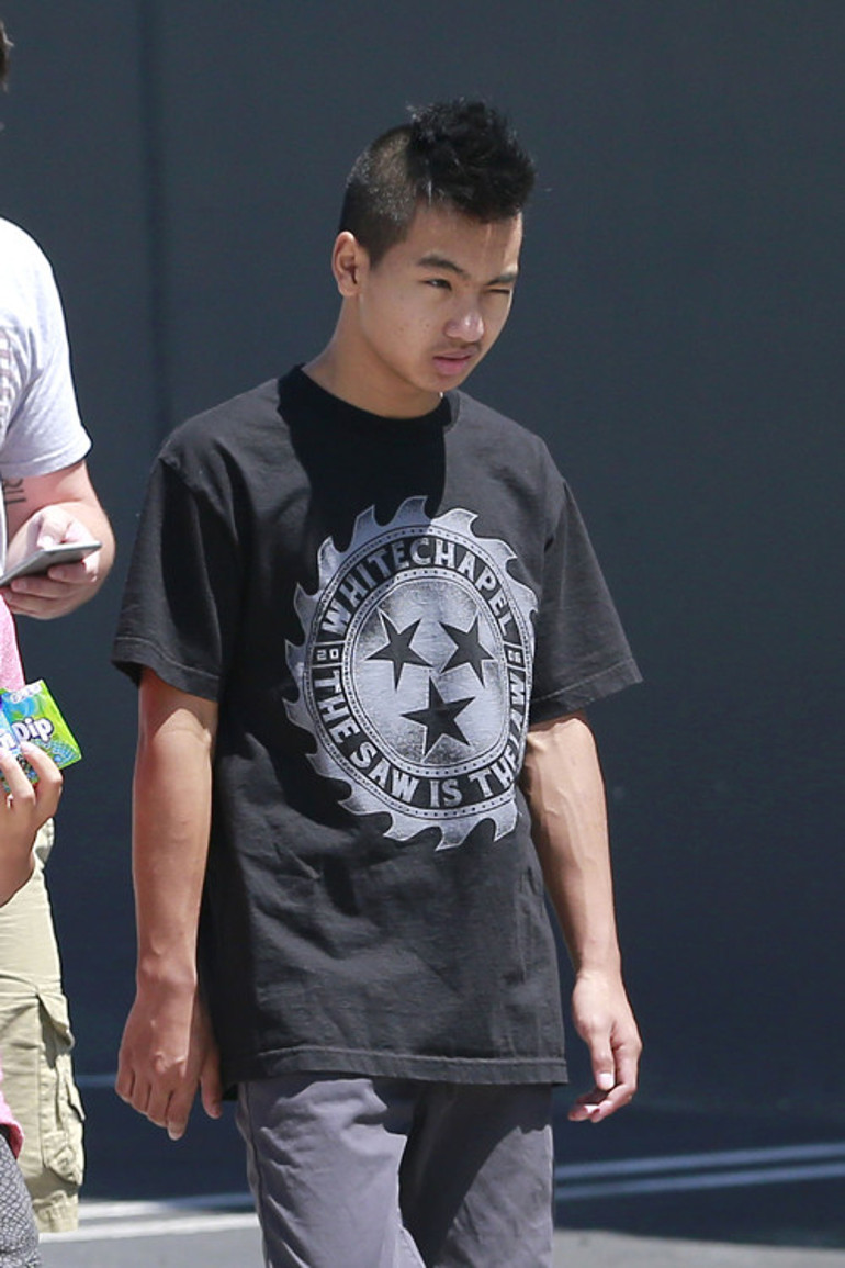 Meğer Shiloh o ülkenin de vatandaşıymış