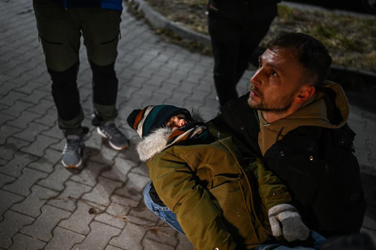 Son dakika | Ukrayna - Rusya savaşında son durum... Petrol deposu vuruldu, zehirli duman paniği