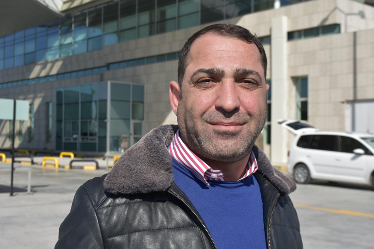 Ukraynadan ayrılan Türkler, Türkiyeye ulaşmaya başladı... Yolda tanklar yanıyordu Türkiyeye 22 saatte geldik