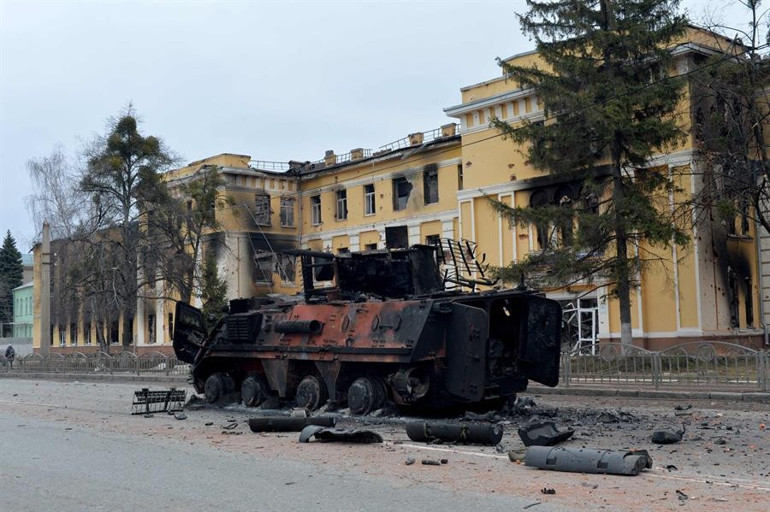 Son dakika | Ukrayna - Rusya savaşında sıcak gelişme: Kievde TV kulesine saldırı Vurulan noktadaki çarpıcı Nazi detayı...