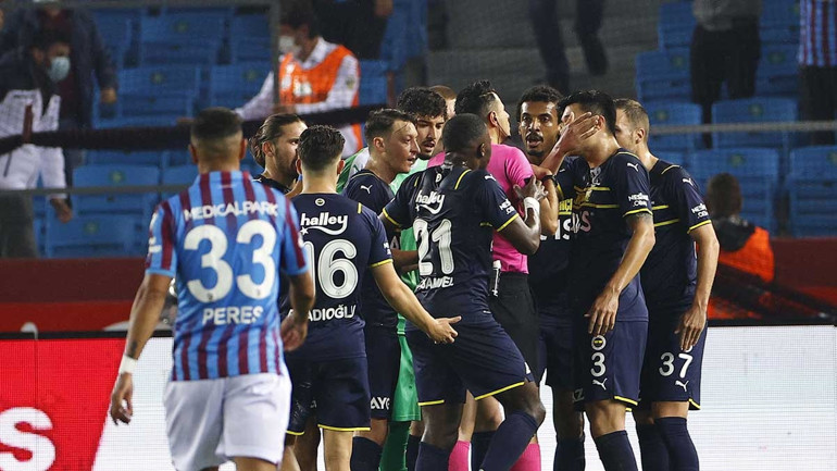 Fenerbahçe-Trabzonspor maçı öncesi flaş sözler Galibiyetin şifresi Nuri Şahinin oyununda