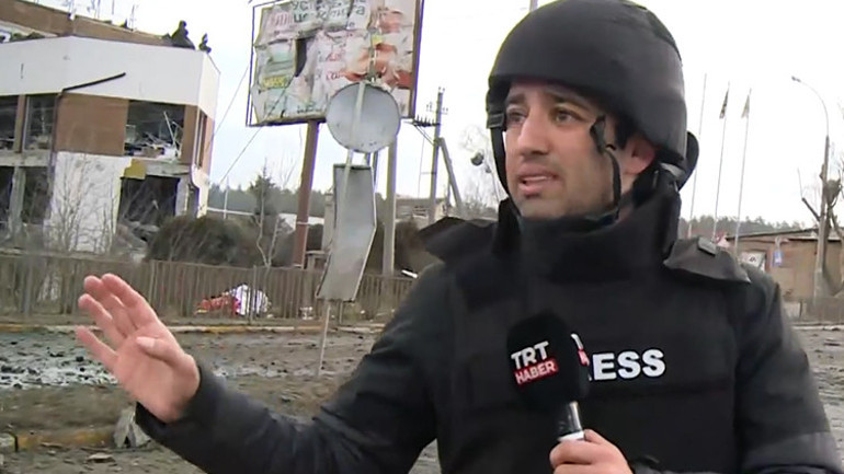 Son dakika: Ukraynada büyük korku CNN TÜRK ekibi en sıcak noktada: 10 saniyede bir bomba düşüyor