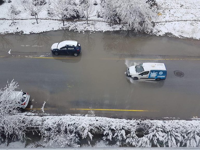 Muhtarları da elektrik çarptı