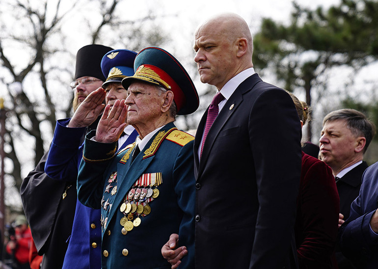 Rusya yanlısı Odessa şehri Rus işgaline hazırlanıyor Belediye Başkanı Putinin adamıydı ama...