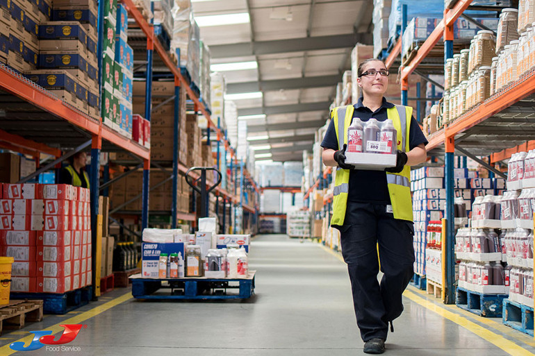 JJ Foodservice, Ukraynalı mültecilere destek olacak