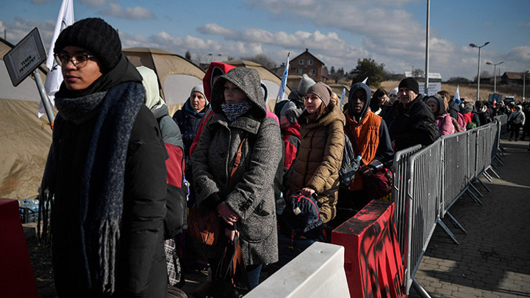 Ukraynalılara İngiltere sınırında vize eziyeti... ‘Bize tuvaletteki sudan daha kötü davrandılar’