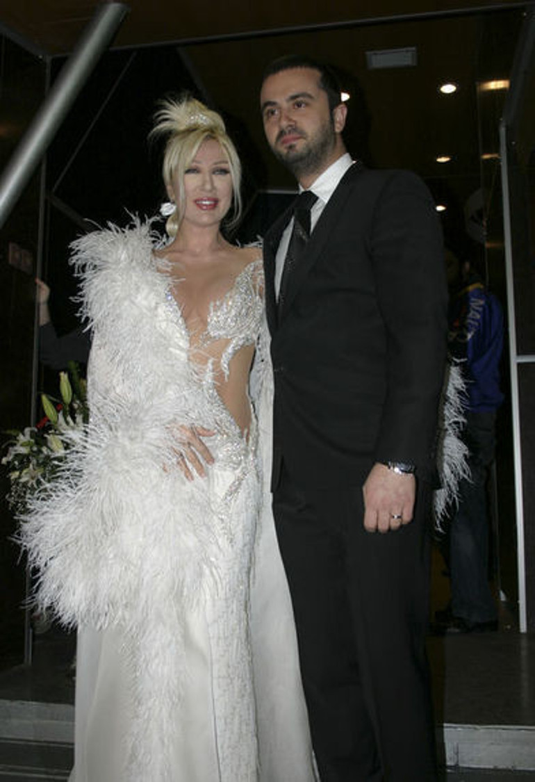 Seda Sayan ve Çağlar Ökten evlendi Prag planı suya düştü