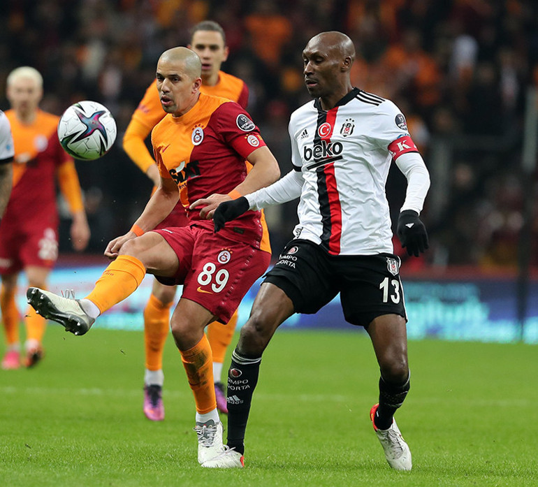 Galatasaray - Beşiktaş maçı sonrası spor yazarları ne dedi Karaveli, savunmayla fazla oynadı, gol sahtekarlık kültürünün ürünü...