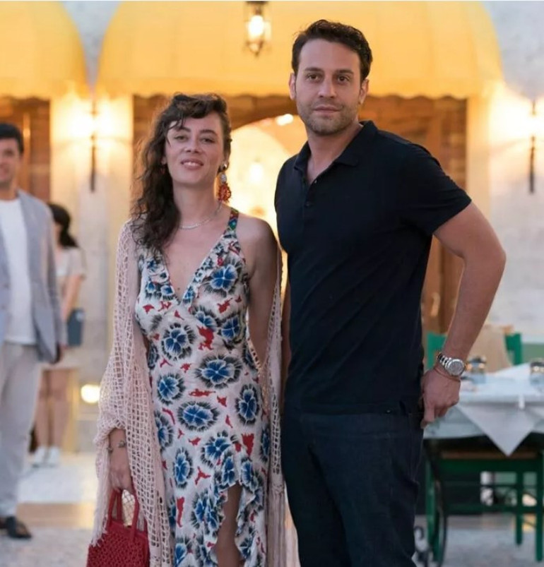 Ünlü oyuncu ikinci kez anne oluyor... Kız bebek yükleniyor