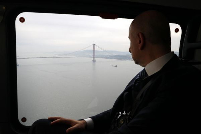 Tarihi gün bugün 1915 Çanakkale Köprüsü açıldı