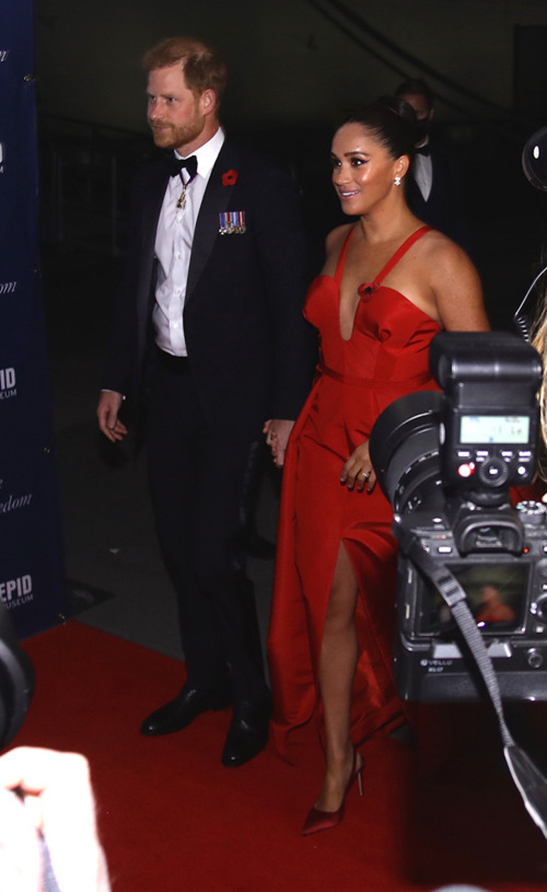 Söylentisi bile yetti: Harry ile Meghan da geliyorsa bu iş çöp oldu