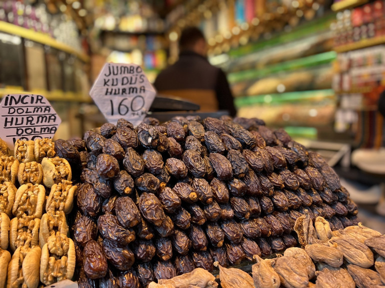 Ramazan’ın gözdesi... Tezgahlardaki yerini aldı