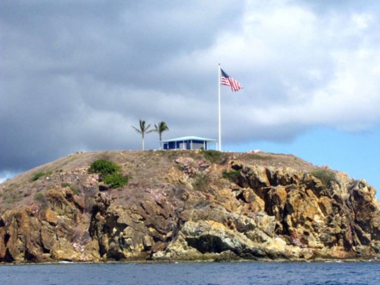 Seks ticareti kurbanlarının kötü anıları gizli: O iki ada satılıyor... Kaçmak isteyenin ölümü göze alması gerekiyordu