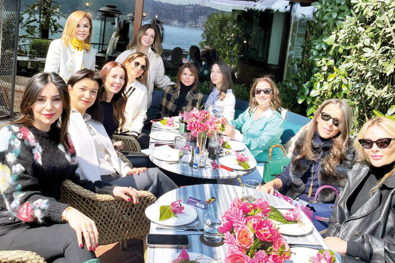 Oyuncu Fadik Sevin Atasoy Broadway yolcusu