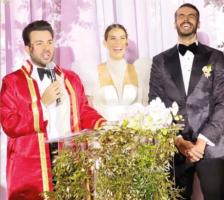 Atina’da muhteşem düğün