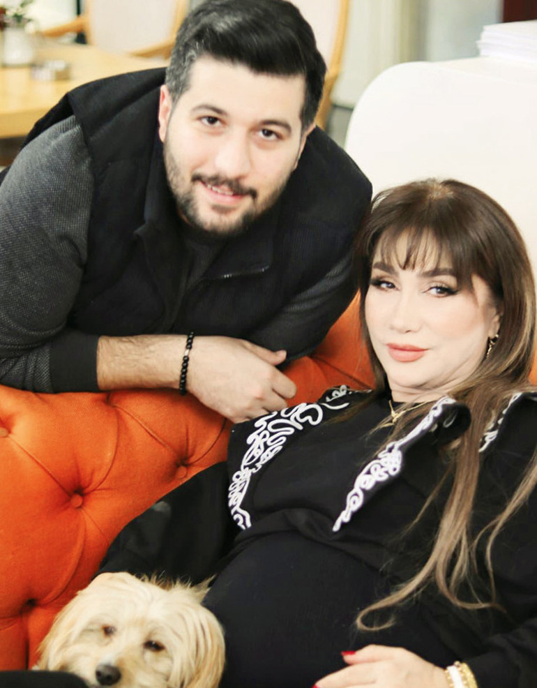 Tolga Güleç ile birlikte olan Yasemin Allen ilk kez konuştu... Aşıklardan fotoğraf geldi