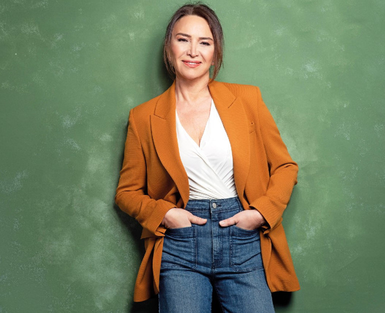 Demet Akbağ: Hep bir oyunun içindeydim