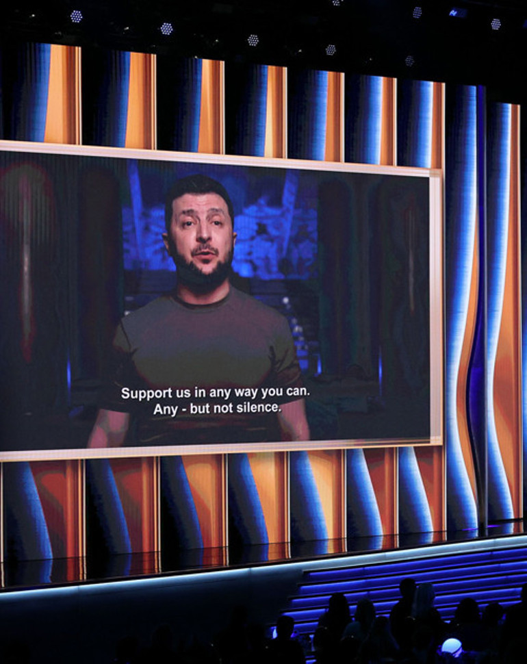 Zelenski Grammy gecesinde konuştu: Bizim hikâyemizi anlatın