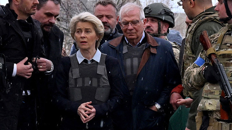Ukraynayı ziyaret eden Avrupa Komisyonu Başkanı Leyenden Rusya yorumu: Ağır bedel ödeteceğiz, çürüyecekler