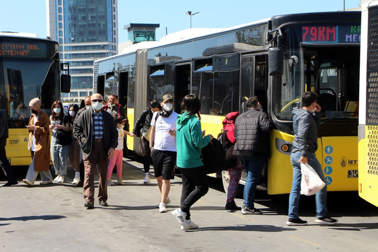 İstanbulda ulaşımda zamlı tarifeyle yolculuk başladı