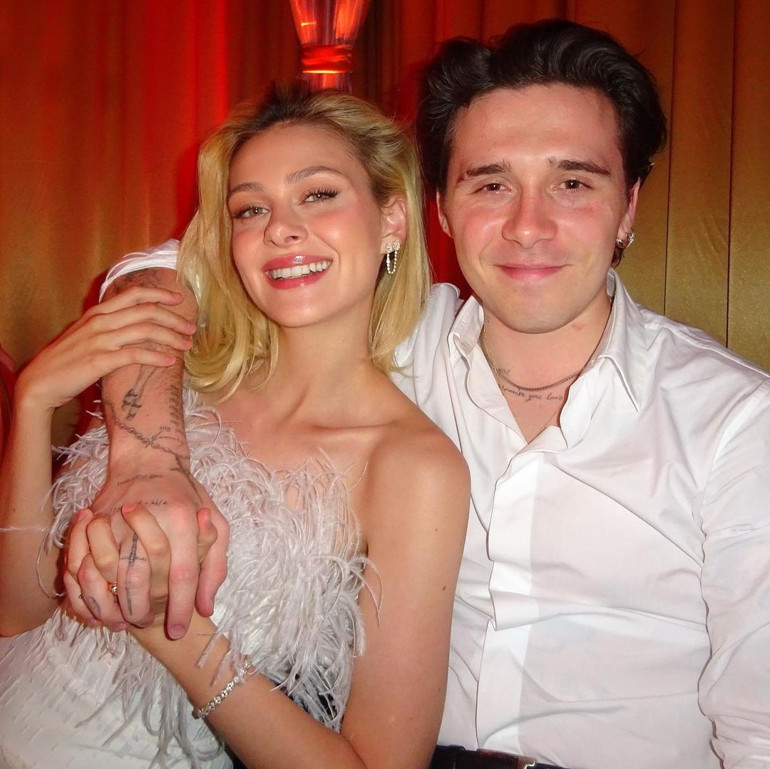 David ve Victoria Beckhamın oğlu Brooklyn Beckham sevgilisi Nicola Anne Peltz ile evlendi