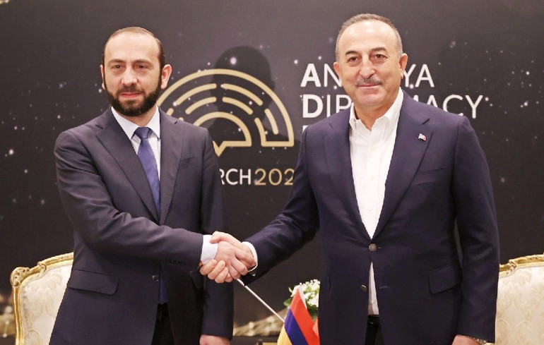 Beş koldan diplomasi