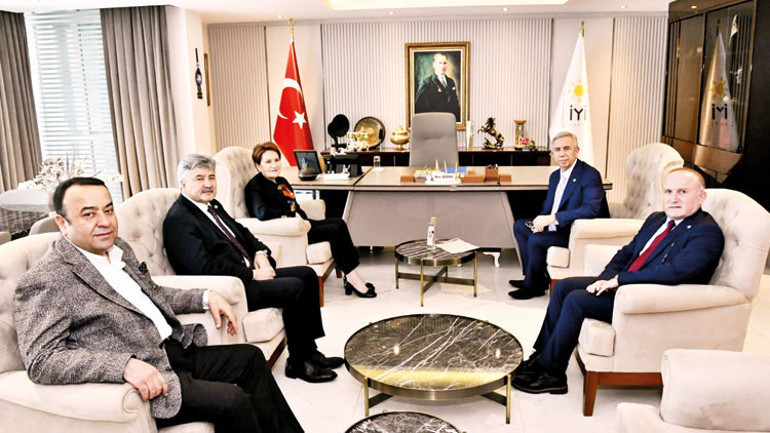 Ankarada Mansur Yavaş trafiği