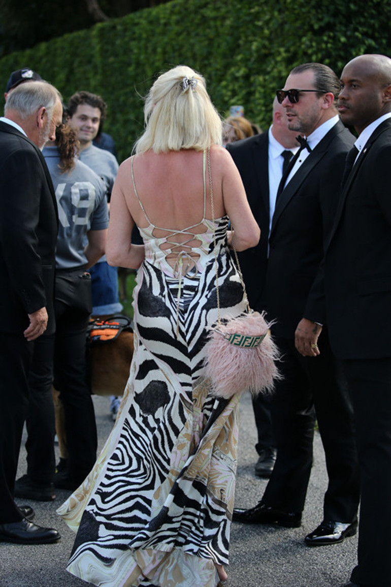 Zenginin düğünü tartışma çıkardı: Parasını nereye harcayacağını bize mi soracaktı