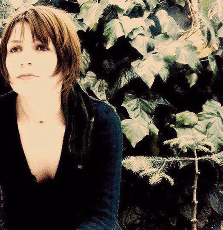 Sanat eserine dönüşen gazete