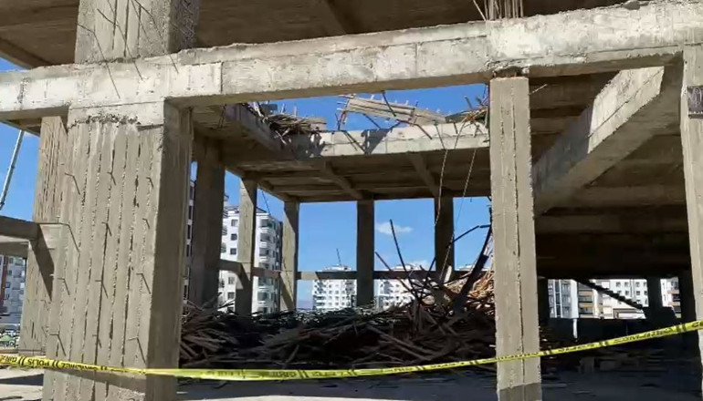 Diyarbakırda inşaat iskelesi çöktü: 1i ağır 6 yaralı
