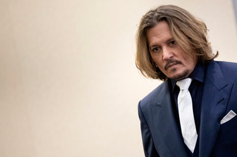 Johnny Depp ve Amber Heardün hesaplaşması bitmiyor: Beni rehin alıp üç gün tecavüz etti