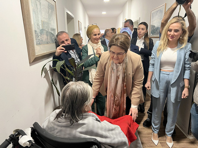‘SMA konusunda umut tacirliği yapıyorlar’