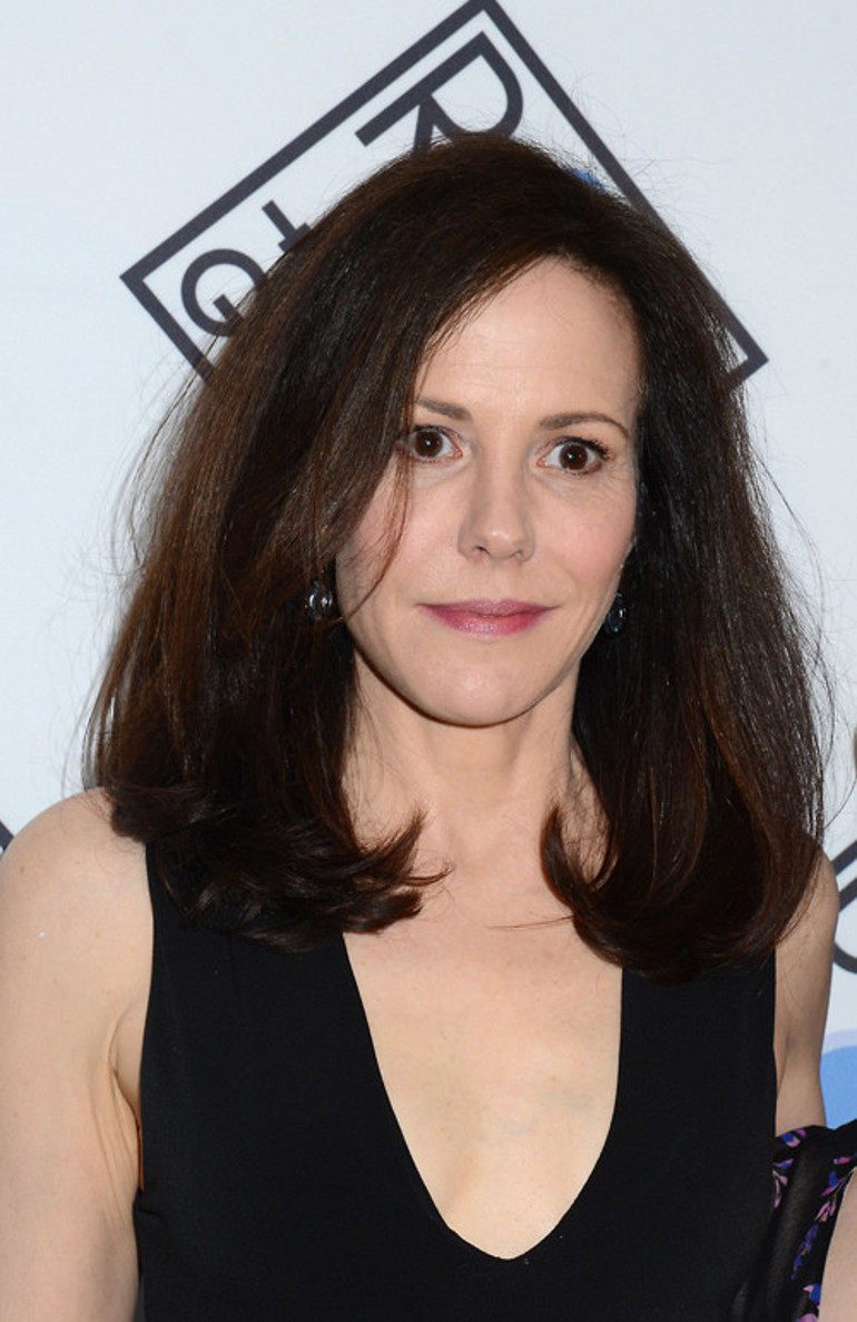 Karnı burnunda Rihanna aldatıldı mı