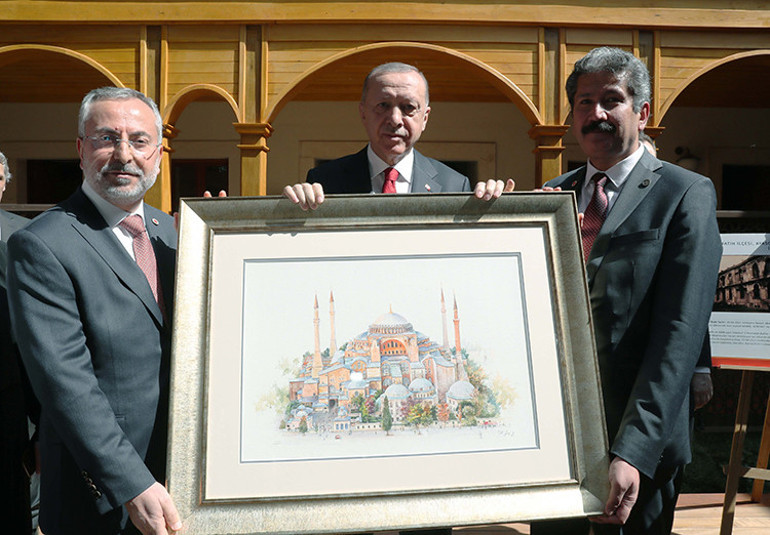 Ayasofya Fatih Medresesi açıldı... Cumhurbaşkanı Erdoğan: İzleri silinen bir eseri daha yeniden hizmete kazandırıyoruz