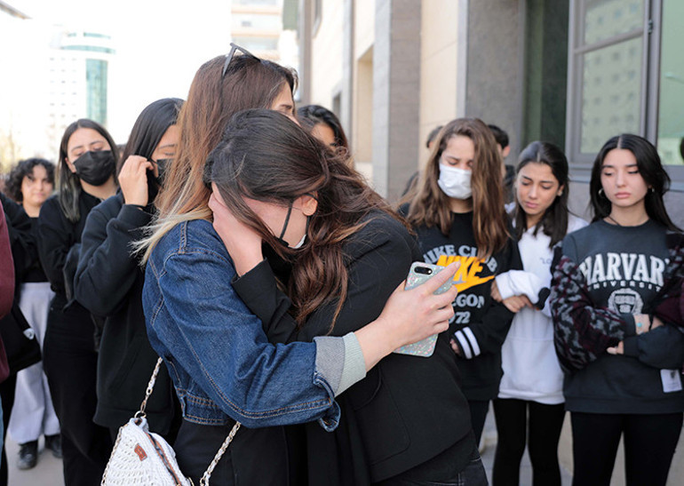 Ezgi Alya Yiğitin ablası gözyaşlarına boğuldu: Telefonda konuştuktan 20 dakika sonra kaza haberini aldım