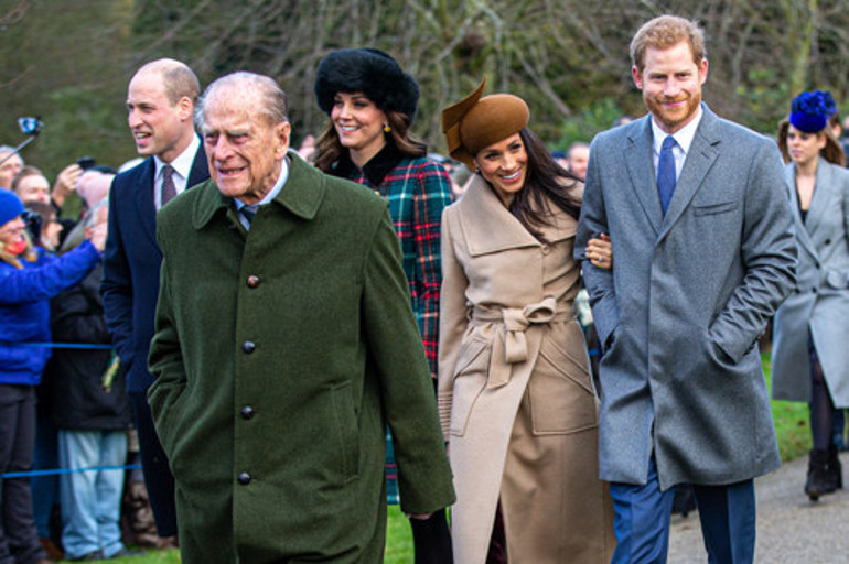 Meghan Markle 58 bin TLlik paltosunu, bebeği üşümesin diye genç bir anneye verdi