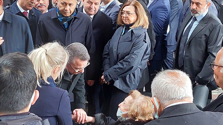 8. Cumhurbaşkanı Turgut Özal kabri başında anıldı