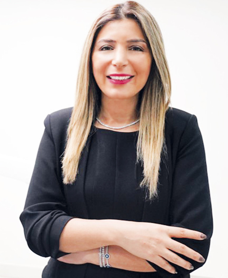 Monica Bellucci: Eski dostları özledim