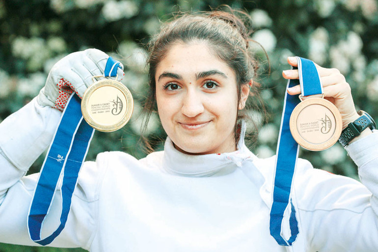 16 yaşında 17 kupa 60 madalya