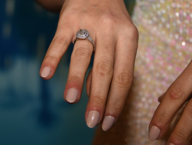 Öykü Gürman: Kararında dekolte severim