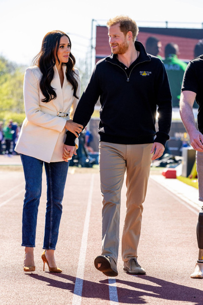 Düşman kardeşler William ile Harry yine ilgi odağında: Onlarla rekabet edemezsiniz Kraliyet ailesi için gizli felaket