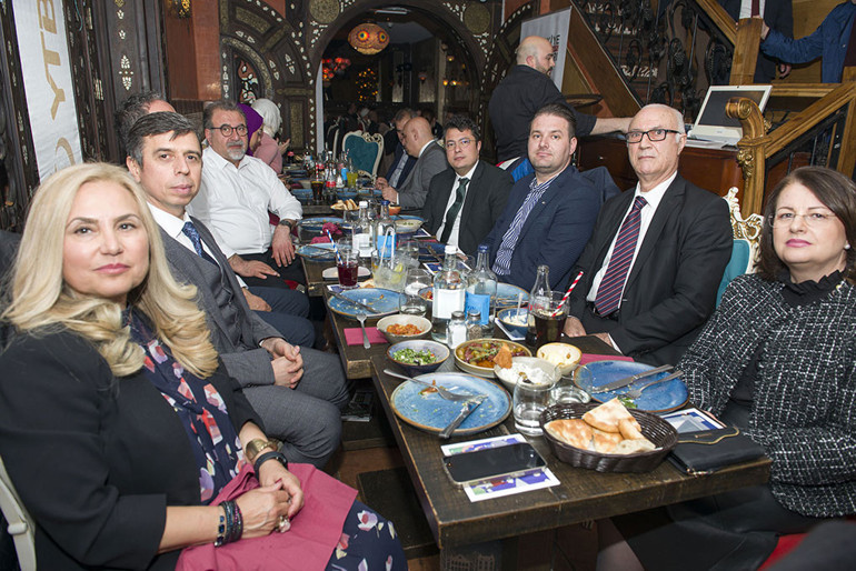Başkonsolos Atahan’dan ‘siyasete katılın’ çağrısı